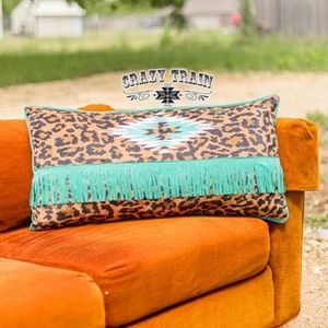 ⬇️ Price drop⬇️LOUNGER LEOPARD PILLOW